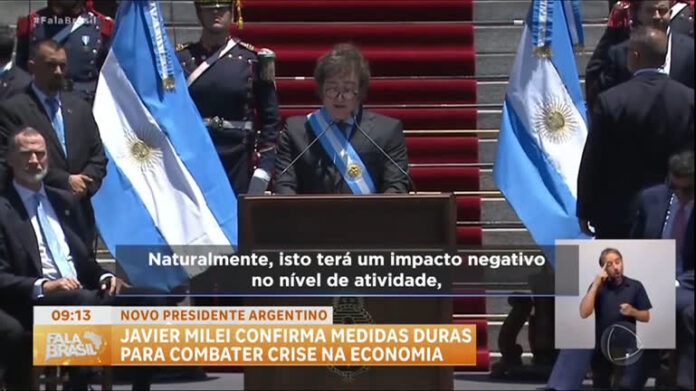 novo-presidente-da-argentina-nao-anuncia-medidas-economicas-nesta-segunda-(11)