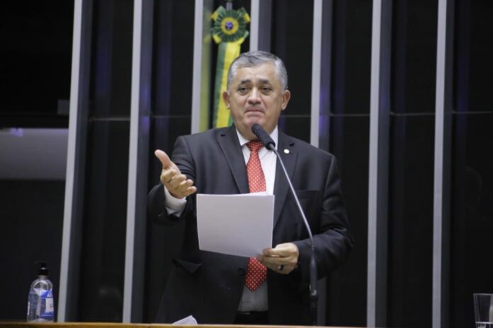 lider-do-governo-diz-que-2023-foi-‘ano-de-vitorias’