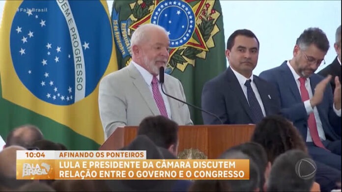 em-meio-a-tensao-entre-governo-e-congresso,-lula-se-reune-com-lira