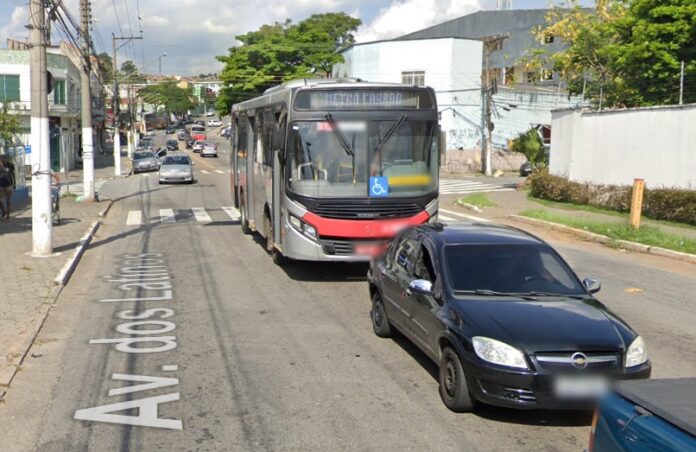 homem-fica-ferido-apos-ser-atropelado-por-carro-na-avenida-dos-latinos