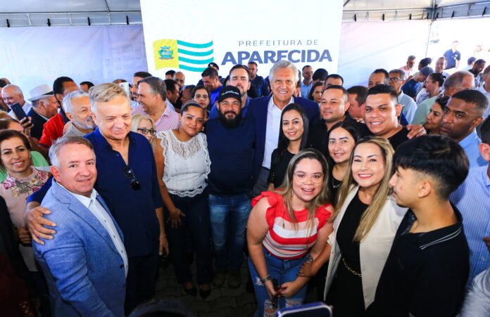 aparecida-de-goiania:-caiado,-vilmar-mariano-e-aliados-inauguram-centro-de-ensino-em-periodo-integral-(cepi)-sebastiao-lemes-viana