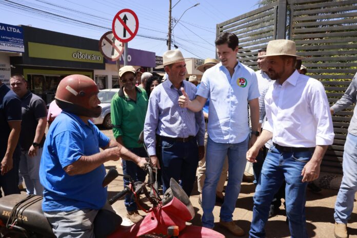 orizona:-prefeito-felipe-dias,-o-vice-rui-de-castro-e-aliados-recebem-com-entusiasmo-o-apoio-de-daniel-vilela-a-campanha-de-reeleicao